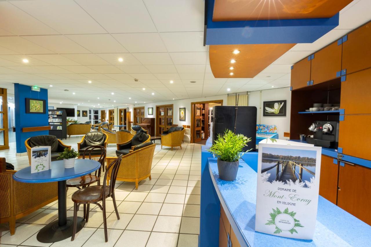 Domaine De Mont-Evray Hotel Nouan-le-Fuzelier Luaran gambar